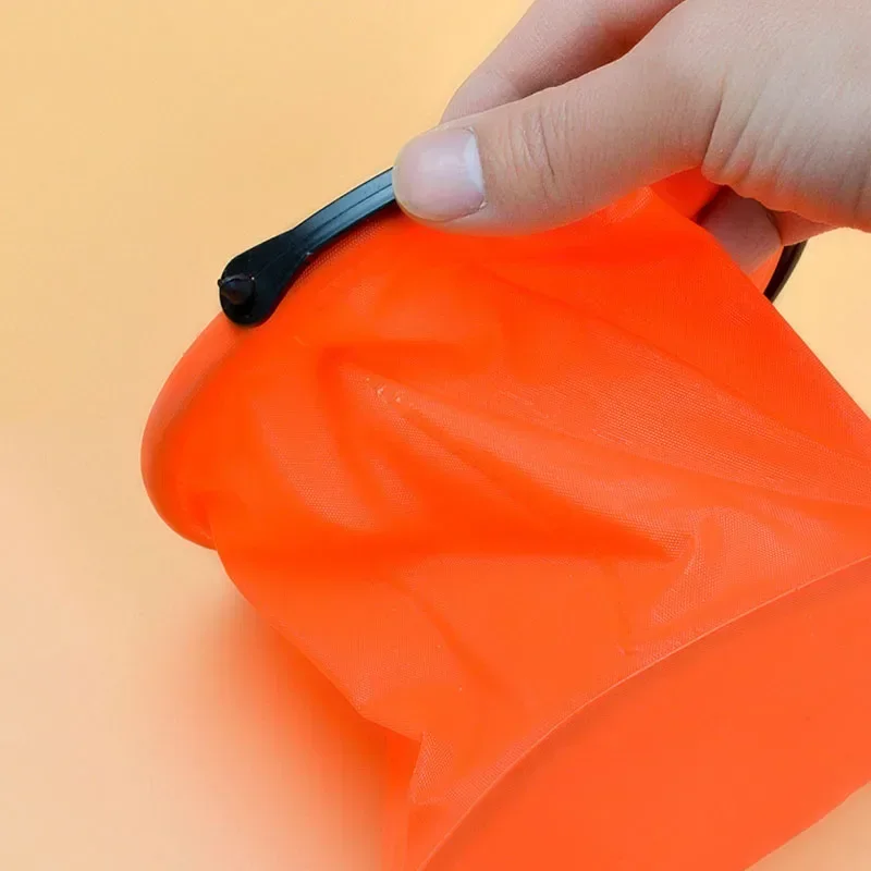 Beach Sand Bucket Toy  Collaps - Gardening Tools For Beginners recensie en prijs