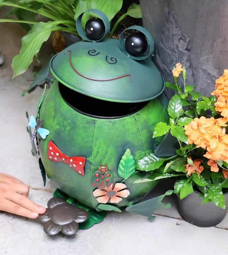 Wrought iron trash can outdoor - Gardening Tools Cartoon recensie en prijs